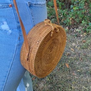 Small wicker circle purse handbag